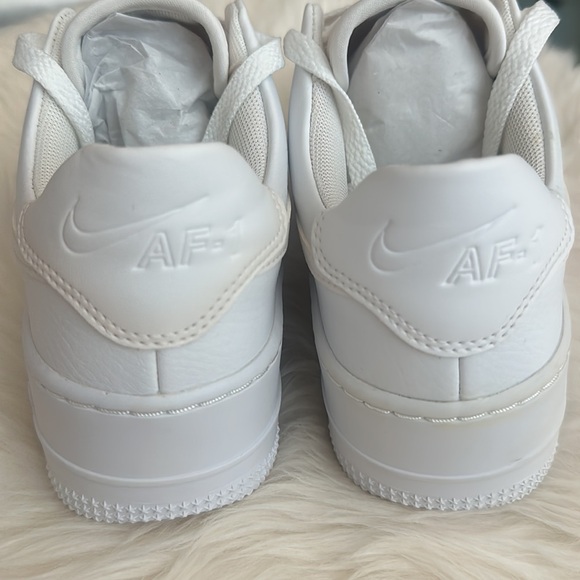 Air Force 1 Sage Low "Triple White" sneakers - Picture 9 of 11
